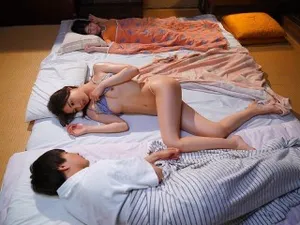 Tiểu thư nhà giàu bị gã anh bồ đồi bại gài bẫy bán thân cho chủ nợ