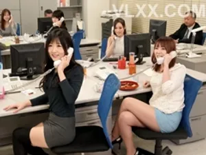 Người phụ nữ mà tôi sàm sỡ trên tàu điện lại là bà xã của gã quản lý khó tính
